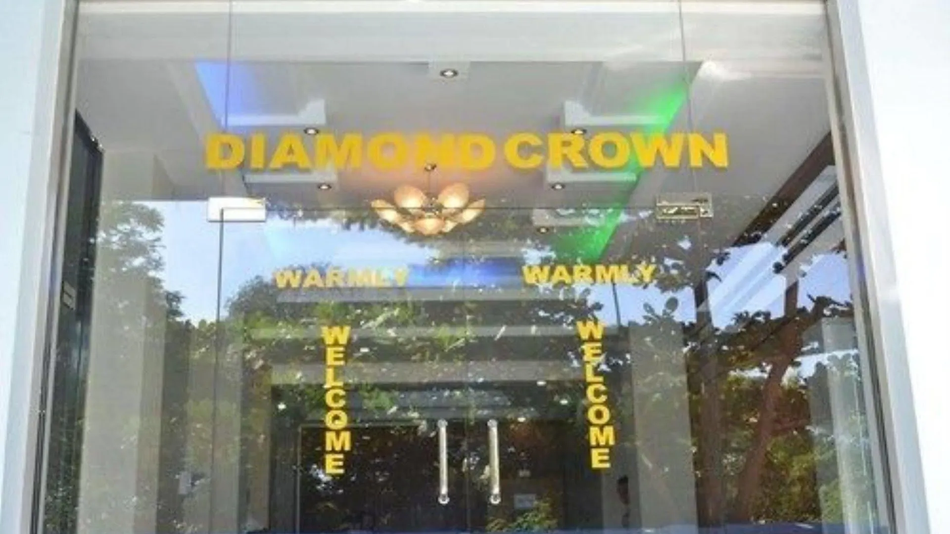Diamond Crown Hotel Yangon