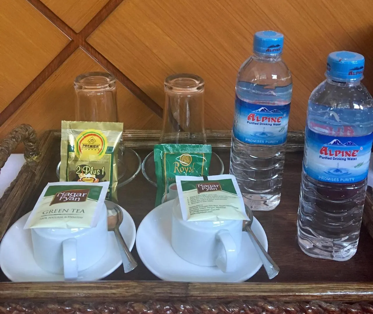 Diamond Crown Hotel Yangon